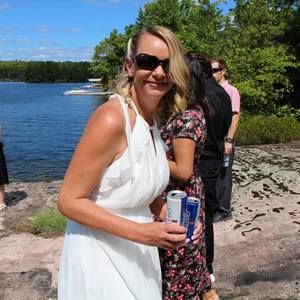 Meet your Posher, Steffanee